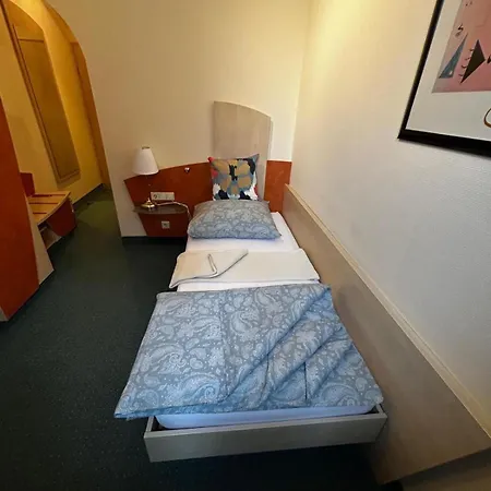 Hotel Fraenkischer Hof Garni Alzenau