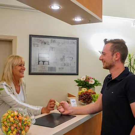 Hotell Fraenkischer Hof Garni